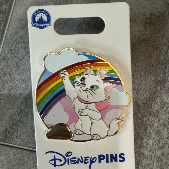 Disney Pins Marie Rainbow Sky Enamel Pin - Picture 2 of 2
